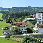 Готель Waldfriede - Der Logenplatz Im Zillertal