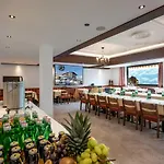 Waldfriede - Der Logenplatz Im Zillertal Szálloda 4*