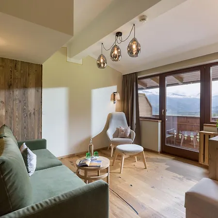 Hotel Waldfriede - Der Logenplatz Im Zillertal