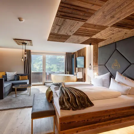 酒店 Waldfriede - Panoramic View Zillertal 4*