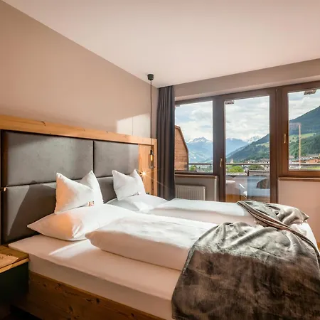 Waldfriede - Panoramic View Zillertal