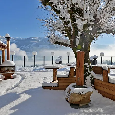 Waldfriede - Panoramic View Zillertal 4* 菲根