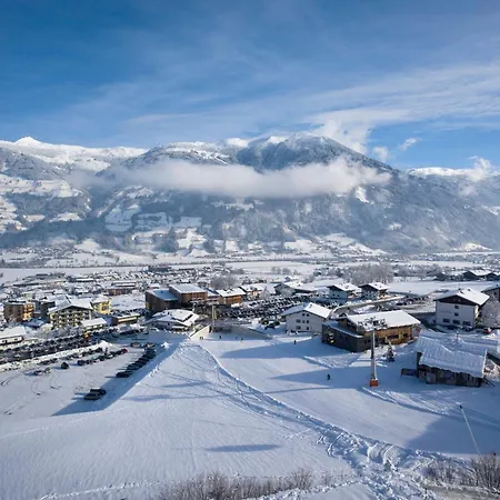 酒店 Waldfriede - Panoramic View Zillertal 4*