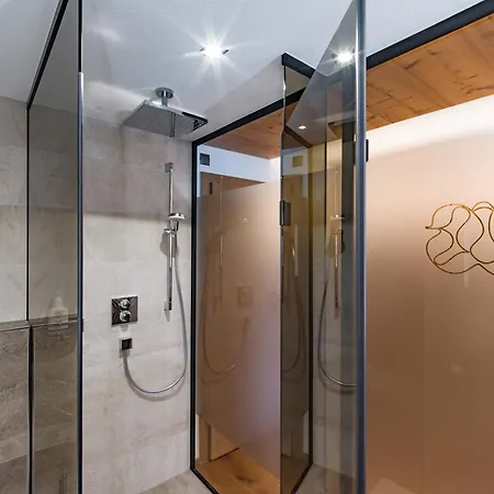 Hotel Waldfriede - Der Logenplatz Im Zillertal