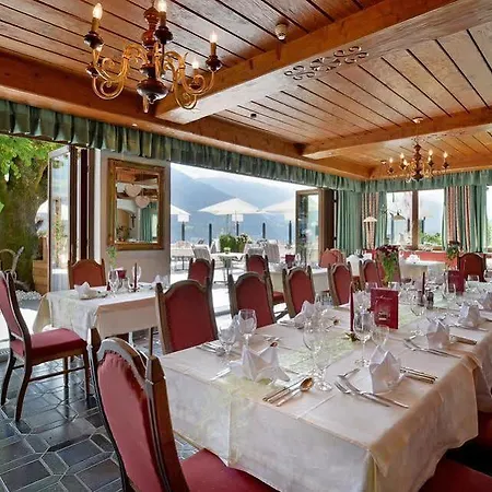 Hotel Waldfriede - Panoramic View Zillertal 4*