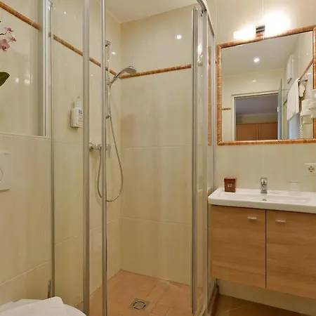 Waldfriede - Der Logenplatz Im Zillertal 4* Fügen