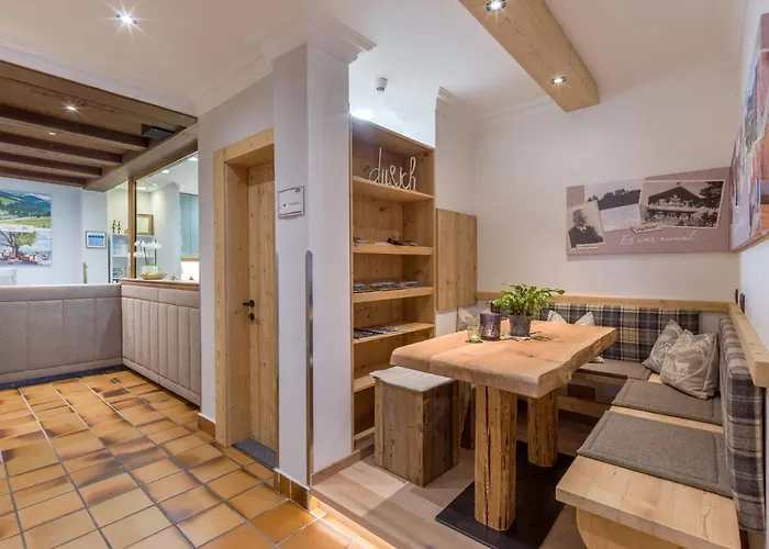 Hotell Waldfriede - Der Logenplatz Im Zillertal 4*