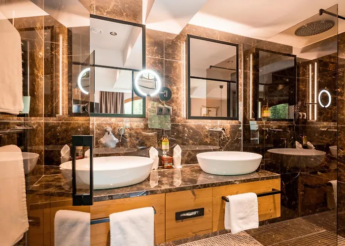 Waldfriede - Der Logenplatz Im Zillertal Hotel