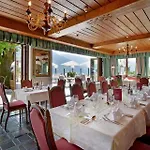 Hotel Waldfriede - Der Logenplatz Im Zillertal 4*