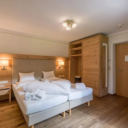 Waldfriede - Der Logenplatz Im Zillertal 4*