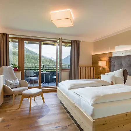 Waldfriede - Der Logenplatz Im Zillertal Otel Fügen