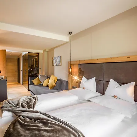Otel Waldfriede - Der Logenplatz Im Zillertal Fügen