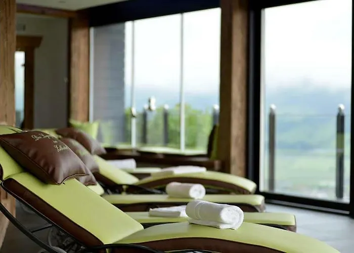 ホテル Waldfriede - Der Logenplatz Im Zillertal 4*